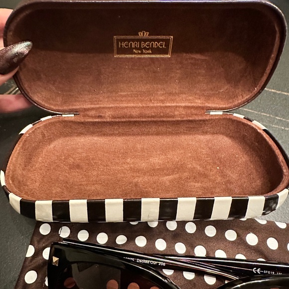 HENRI BENDEL Decked Out Ombre Round Women's Sunglasses - Picture 10 of 11